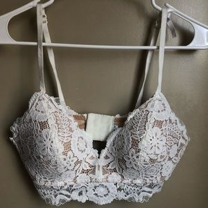 Lace Aerie Bra (Never Worn)